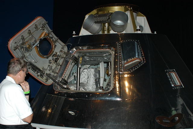 Apollo capsule